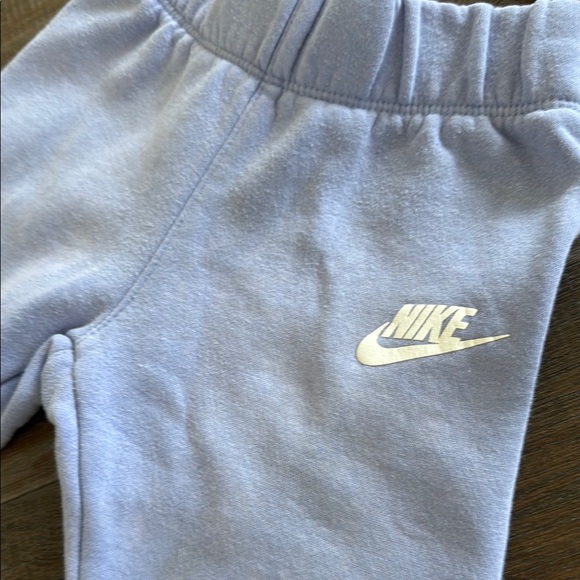 NIKE Club Fleece Hoodie + Pants Set (2T) - Picture 3 of 11